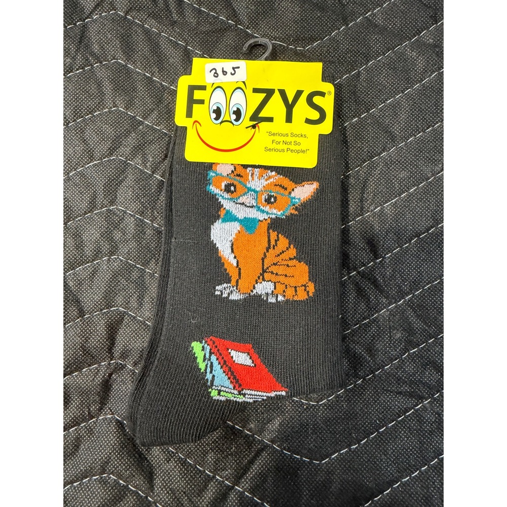 Foozys Crew Socks Women 9-11 Black NWT Nerd Cat Bookworm Librarian Novelty
